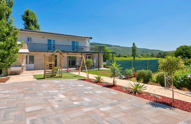 Villa Miki by Villas Guide