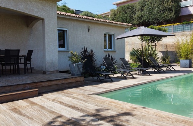 Villa Moderne Avec Piscine Chauffée a 5 Minutes de la Plage
