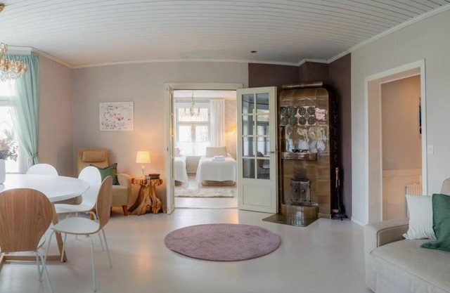 Villa Moisio - puutaloidylliä Salon keskustassa