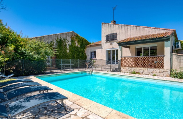 Villa "Montady" con piscina privada, terraza privada y Wi-Fi