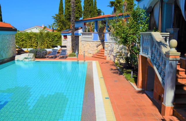 Villa Monterose