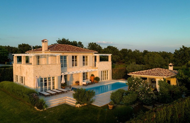 Villa Moonlight 1 near Poreč for 9 person - pet friendly with large garden, playground & 50 m2 pool