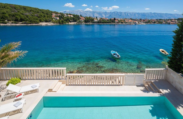 Villa More