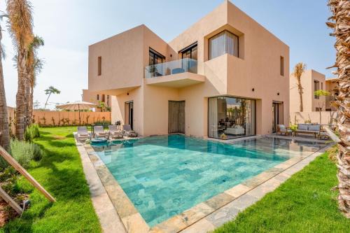 Villa Nadia, Service 5 Etoiles, Piscine Chauffée, Cuisinière, Chauffeur, Ping Pong et Jeux pour Enfants