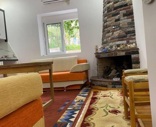 Villa Nahija e Tomorrit