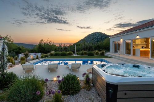 Villa Nebesi ZadarVillas