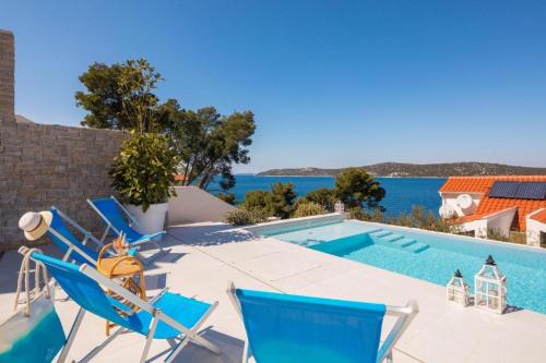 Villa Nensi