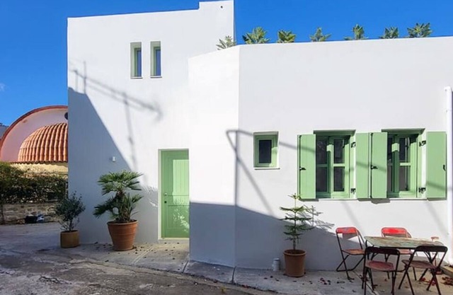 Villa Neuve 2ch/2sdb Dans Village Classé
