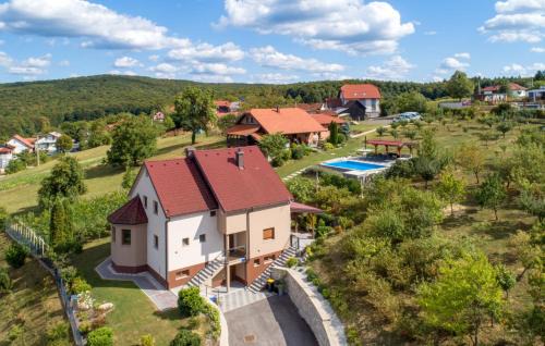 Villa Nevita by Villas Guide