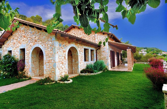 Villa Nickelly, villa de lujo de piedra: la casa de vacaciones perfecto