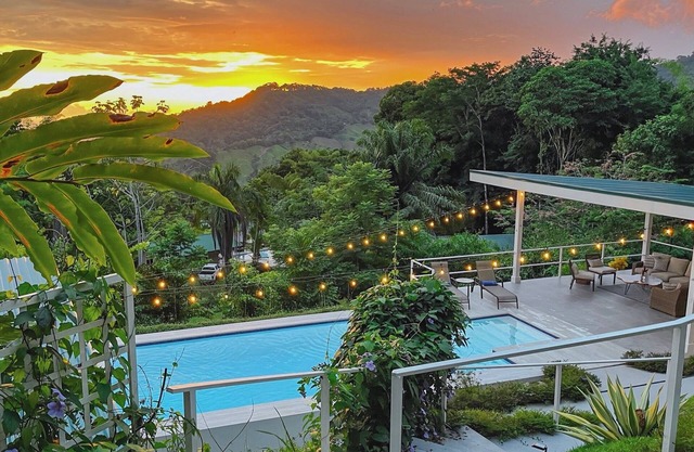 Villa Nido - Ocean Views, Pool, Close to The Beach!!