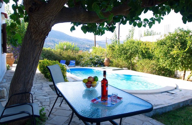 Villa Nikoletta Cretan Country Life Dressed up for Best