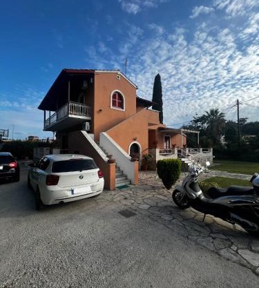 Villa nisi Gerekou