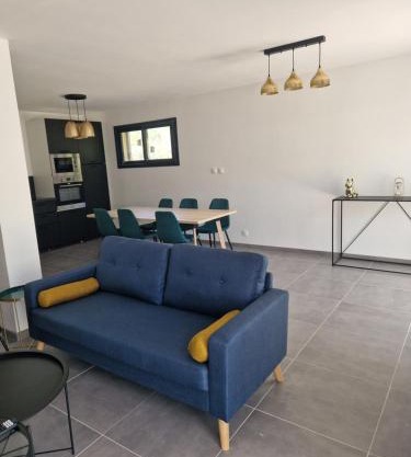 Villa Nomy