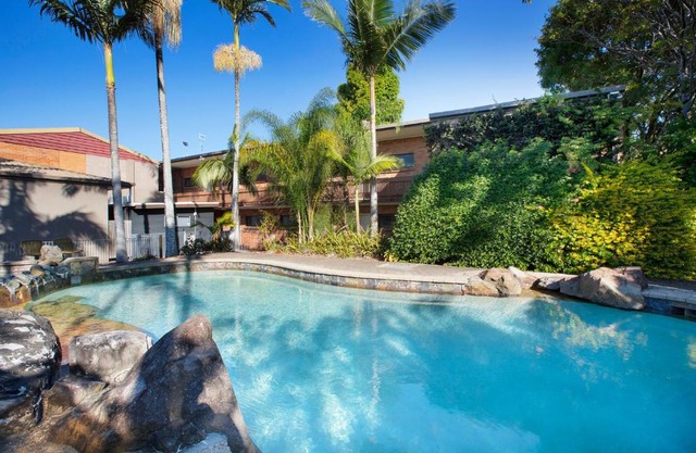 Villa Noosa Hotel