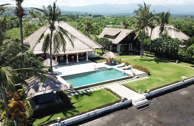 Villa Nusa Indah, lujosa villa frente al mar cerca de Lovina Bali