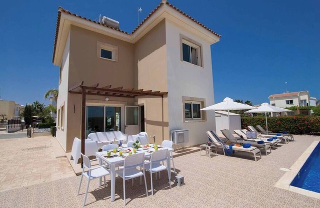 Villa de 3 dormitorios en Ayia Thekla