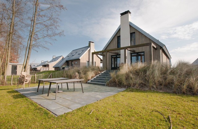 Villa Oesterdam | Sleeps 12 persons