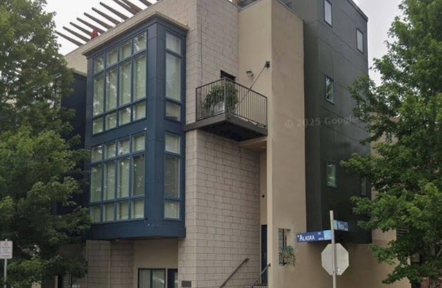 Villa Of Luxury In Belmar