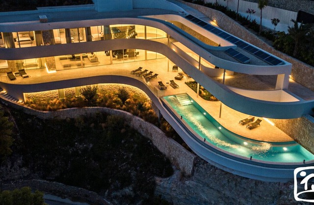 Villa OLIMPIA by Abahana Villas