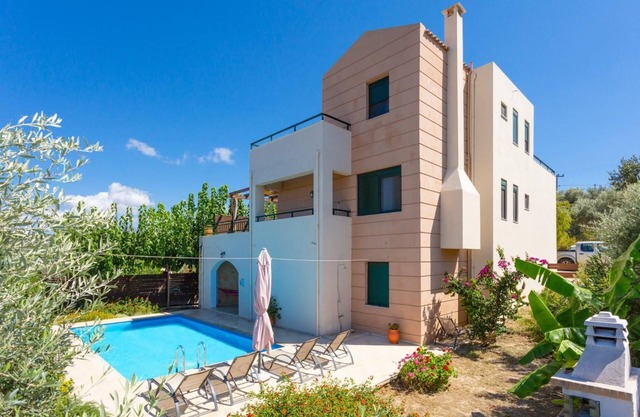 Villa Olive - Cuatro Habitaciones Villa, Capacidad 8