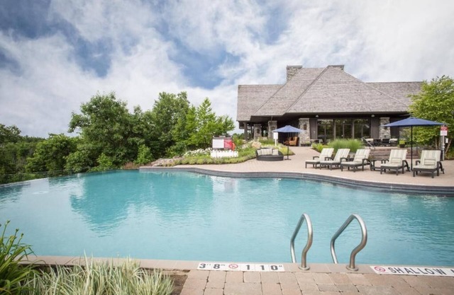 Villa On The Green - Muskoka Bay Resort, Ranked Ontario's #1 Golf Course