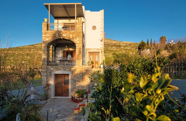 Villa Oneiropetra - Casa de pueblo tradicional