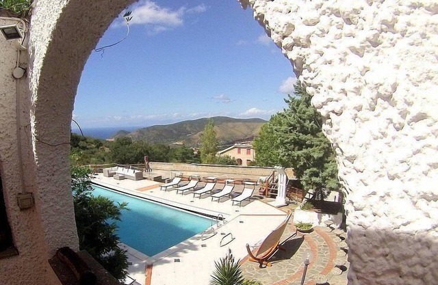 Villa Origano, fully refundable with voucher*: A characteristic and welcoming villa located on a hillside, facing the sea.