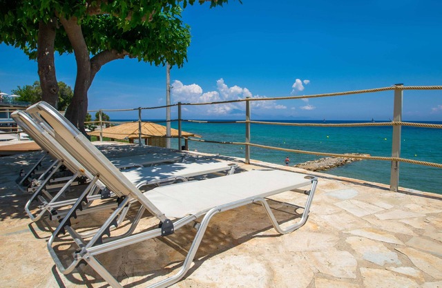 "Villa Paradiso" Un complejo de lujo enclavado junto al mar.