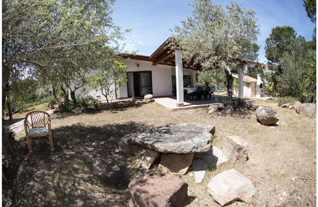 Villa Paradiso, a 50 metros de la playa, amplio jardín, wifi gratis, todo incluido