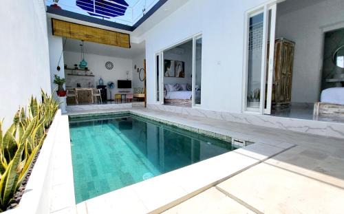 Villa Pasa - Minimalist Villa with Rooftop