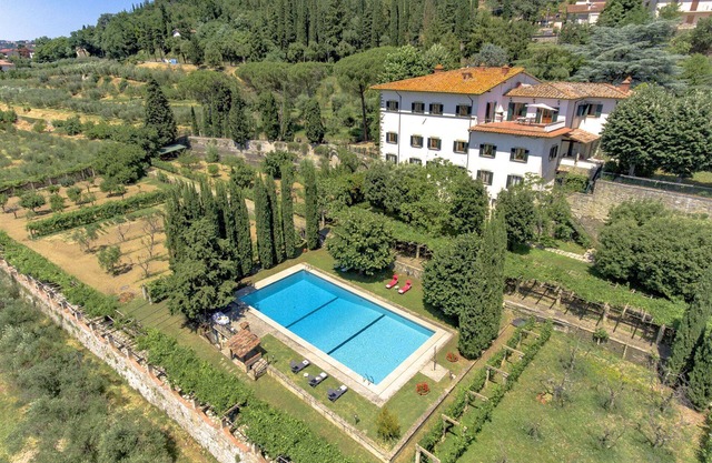 Villa Paterno, Pelago, Florencia