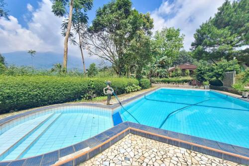 Villa Paul Pamijahan RedPartner