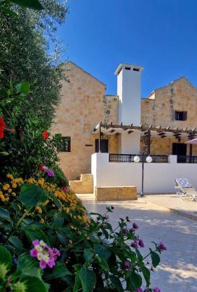 Villa Penelope Luxury Retreat for 12 Guests in Crete