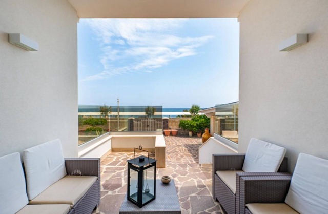 Villa Petronilla by the Sea by Rentbeat
