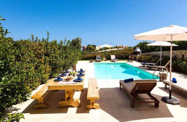 Villa Phaedra, residencia frente al mar con vista al mar
