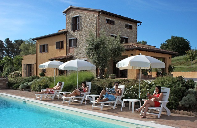 Villa 'Pian del Rocchio' - Hermosa casa de campo en una exuberante meseta de Umbría