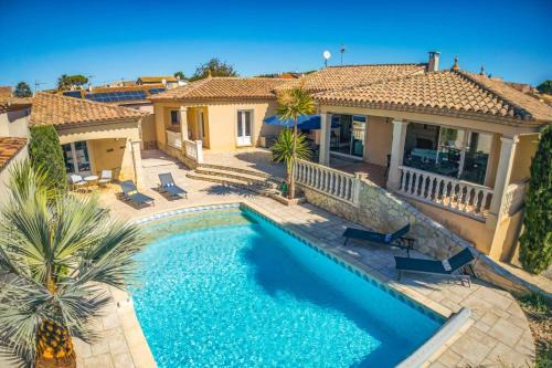 Villa Picpoul by Villa Plus
