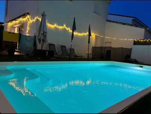 Villa piscine barbecue