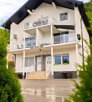 Villa Pliva Lake 2