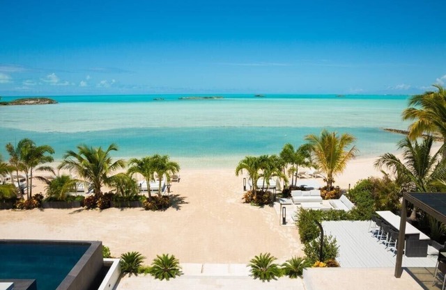 Villa PM TCI, a 30,000sq/ft Mansion, Fully Staffed, (incl Chef), sleeps over 24.