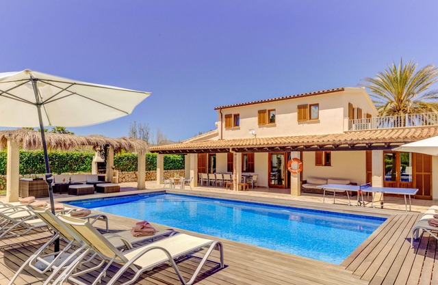 Villa Ponent para 8 personas con piscina y Bbq en el campo de Pollensa y cerca de la playa.