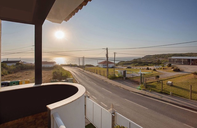 Villa 'Praia Azul Beach and Sun' con vistas al mar, jardín privado y Wi-Fi