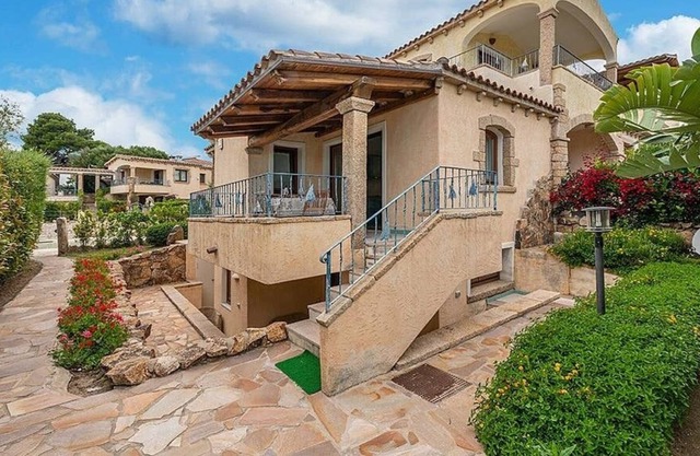 Villa Princi 3cpA shared Swimming Pool
