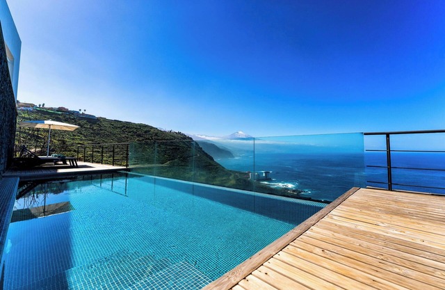 Villa "Prismar" cerca de la playa, con vistas al mar, al Teide, piscina, Wi-Fi y terrazas