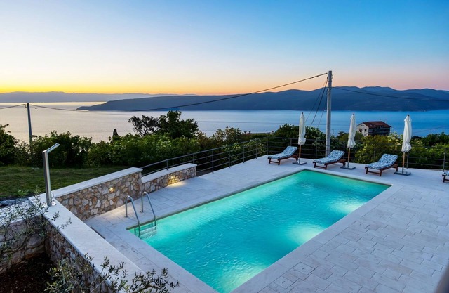 Villa Prisunac (Kvarner - Brseč)