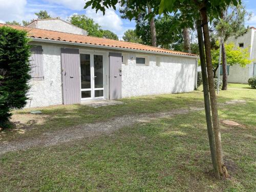 Villa rénovée 4 pièces 80m² avec patio privé et accès plage - La Palmyre - FR-1-705-71