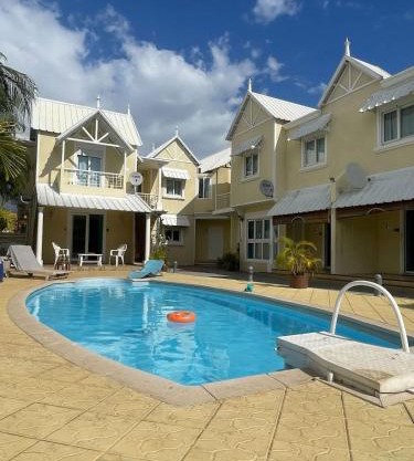 Villa Ray Manta 3-Bedroom 5mins Walk to Beach - LB1