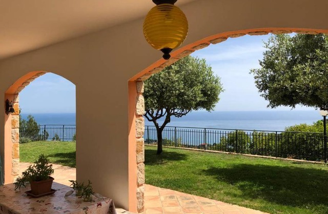 Villa Riviera
