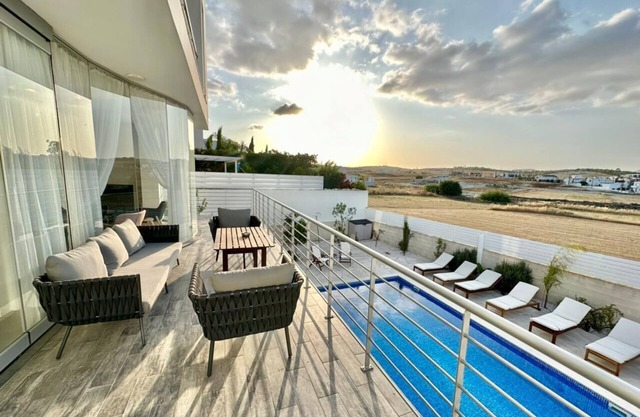 Villa Rizoelia - perfect for 2+ families holidaying together.